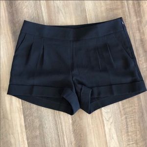 Elegant Shorts